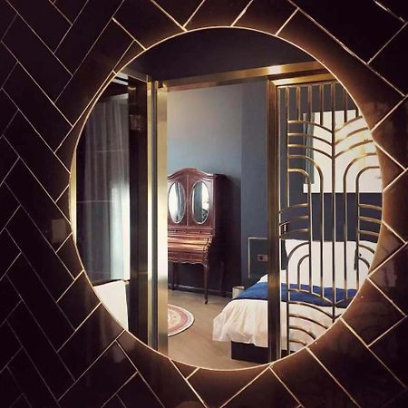 มูนแอนด์ชาลิซ Hotel คุนหมิง ภายนอก รูปภาพ